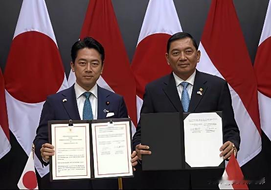 日本再也不装作样子了，直接插手南海，老规矩说破就破，明目张胆卖致命武器！它先盯上