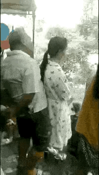 就这儿，年轻时也不是什么好鸟。

这个年纪了，本身应该颐养天年，享受天伦之乐了，