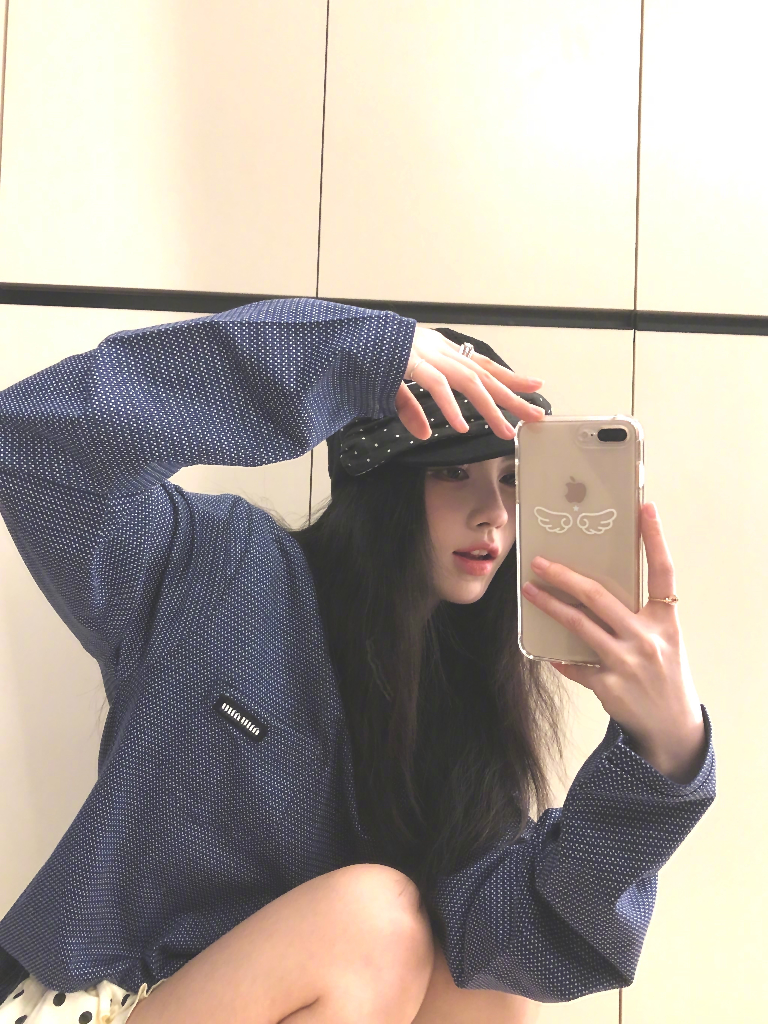 鞠婧祎 jjy鞠婧祎苏绿夏 柏林的灰色意向是你眼尾的淡痣