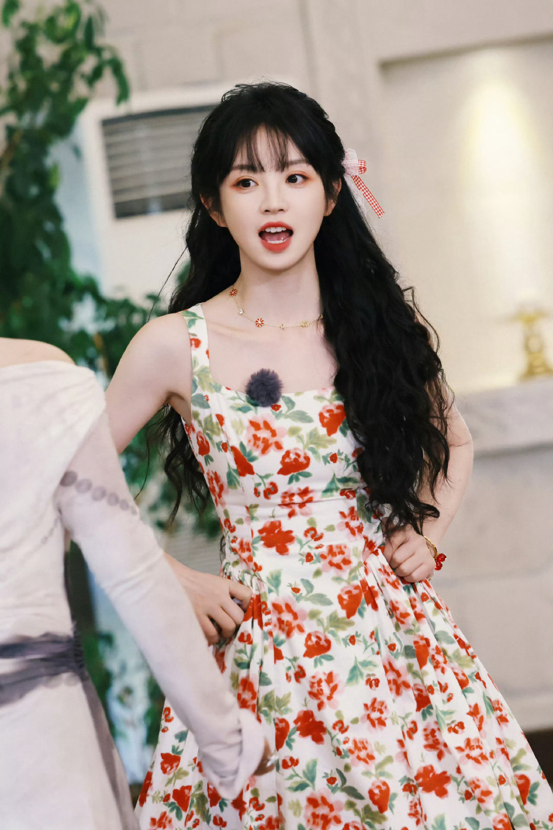 田曦薇跳肚皮舞姐姐妹妹抓娃娃  每一个角度看上去都是如此的完美呀 田曦薇沉浸式跳