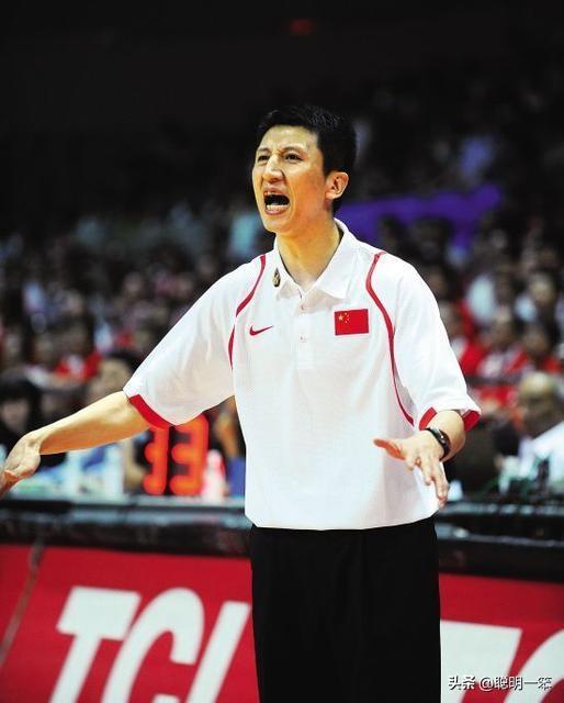 男篮生死战！三重困局压境，张镇麟低迷+偏哨隐患，唯有死拼破局

这场3月1日中国