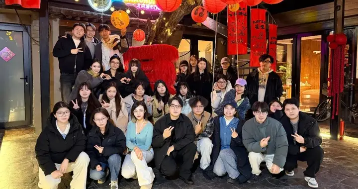 给公司全员送了iPhone 17 Pro Max，也分享下我在AI时代创业的10条感悟。