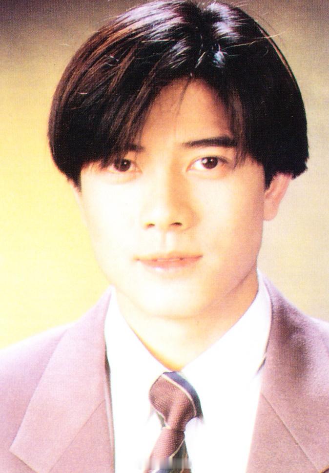 電影傳說扫描 1994年，TVB 热播剧集《烈火狂奔》主要角色定妆照 郭富城袁洁