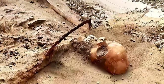 河南舞钢，一挖机师傅一铲子下去，挖出了1068具遗骸和许多半截锈蚀的步枪枪管，挖