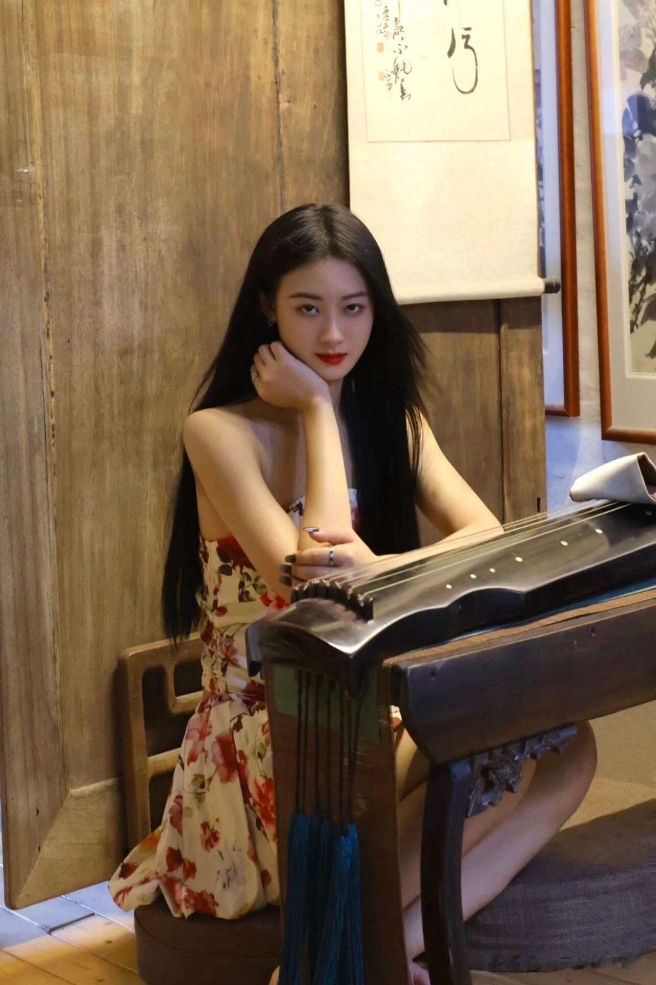 望可望之事，待可待之人
生活本无解，去感受。