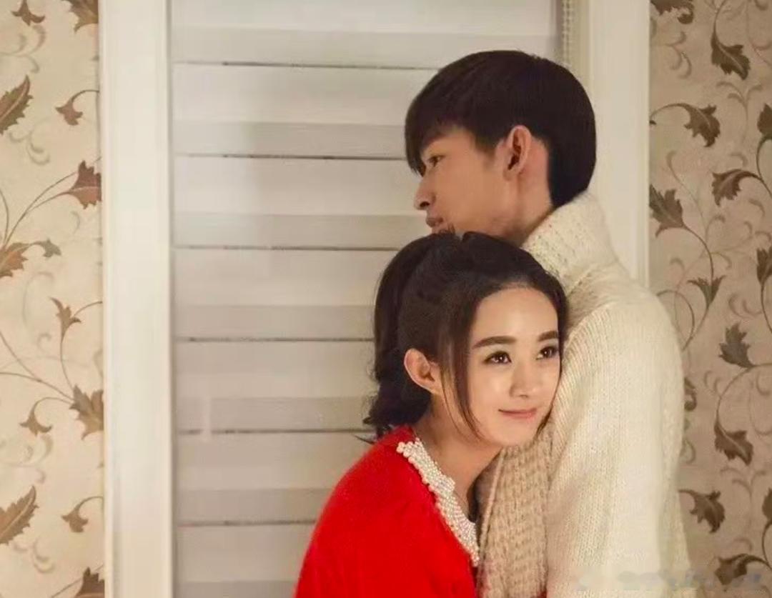 《杉杉来了》突然被推上热搜，网传要拍第二部，评论区里不管是观众还是粉丝，几乎都在