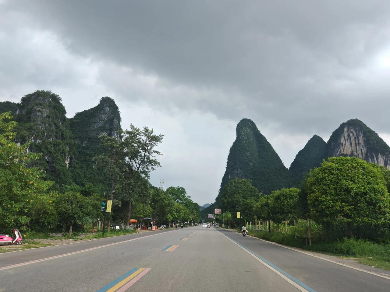 上证指数争夺3500点
这里目标要稳住
创业板指数则要持续上
这里目标是要再来中