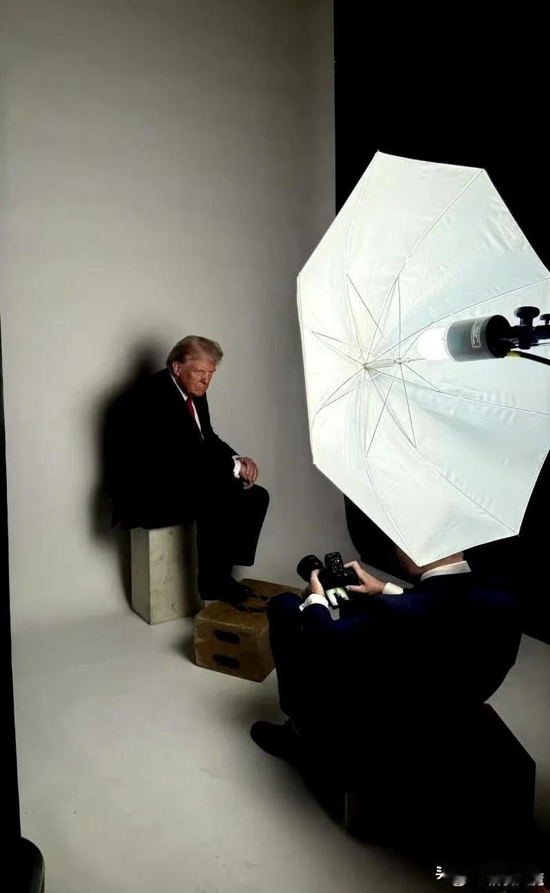 哈哈哈哈哈，特朗普的大片！ ​​​