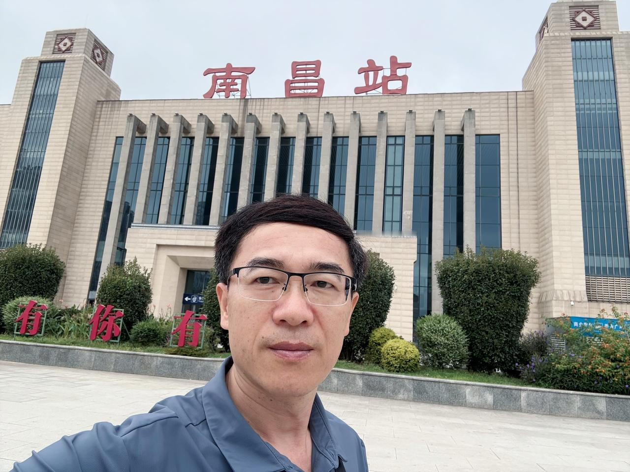 灵灵看世界：南昌，一座不能不去的英雄城！南昌旅行vlog晒 南昌 旅行推荐官 优