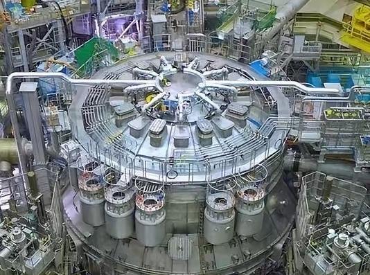 为什么全世界都在奇怪中国在拼命搞核聚变，马斯克甚至公开唱衰说核聚变“愚蠢至极”，