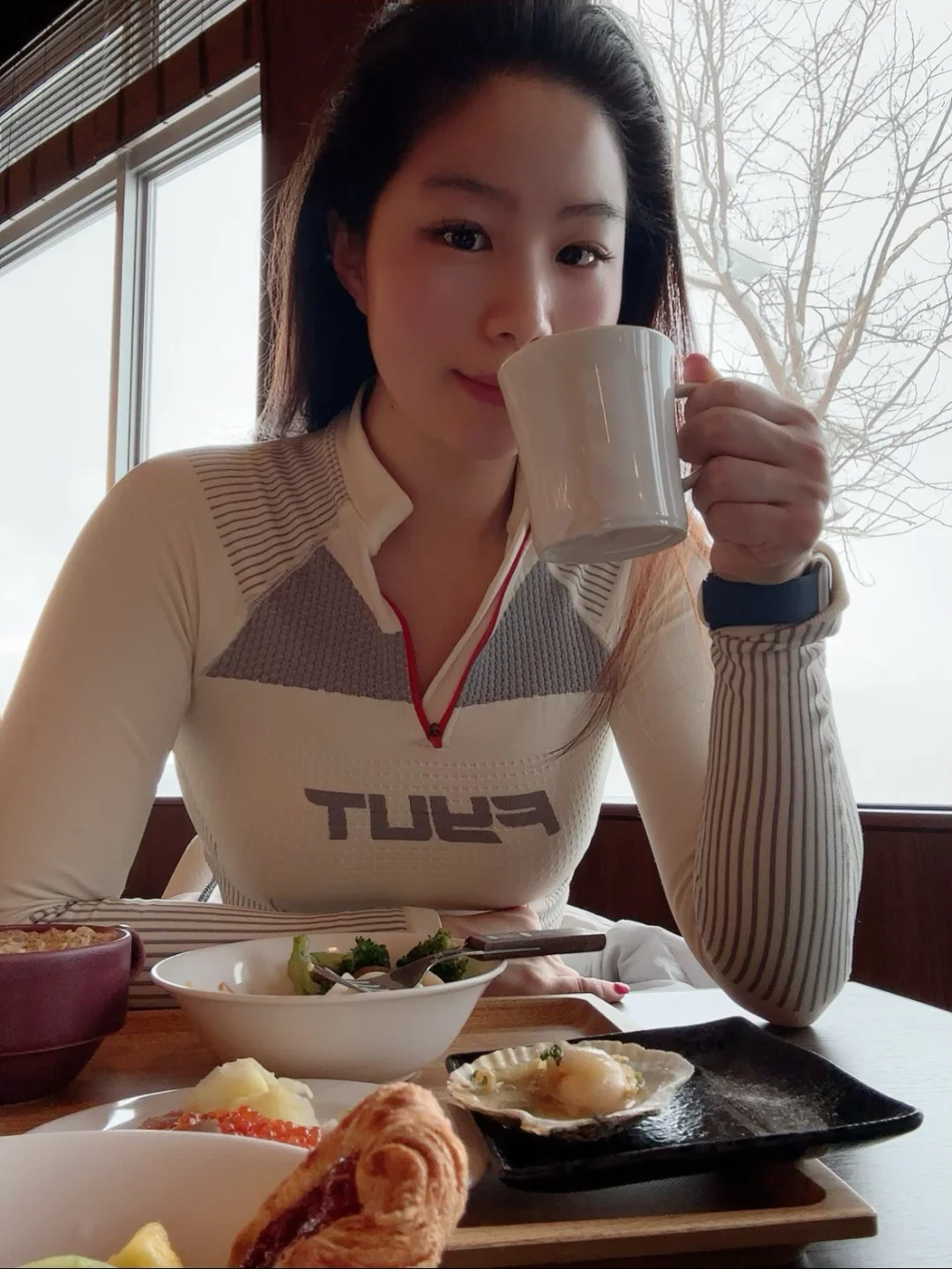 今日二世谷 人少雪好