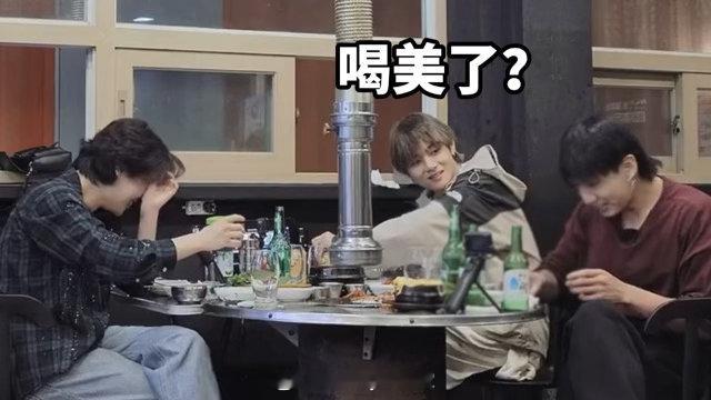 沉醉于金泰亨的魅力之中金泰亨 不愧是顶级爱豆，金泰亨担任韩国国民烧酒代言人，强强