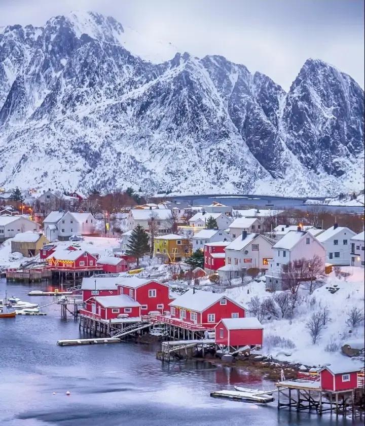 挪超：奥斯陆（库弗姆）- 博德闪耀

在周五的夜晚居然夹杂着一场挪超，由于欧冠赛