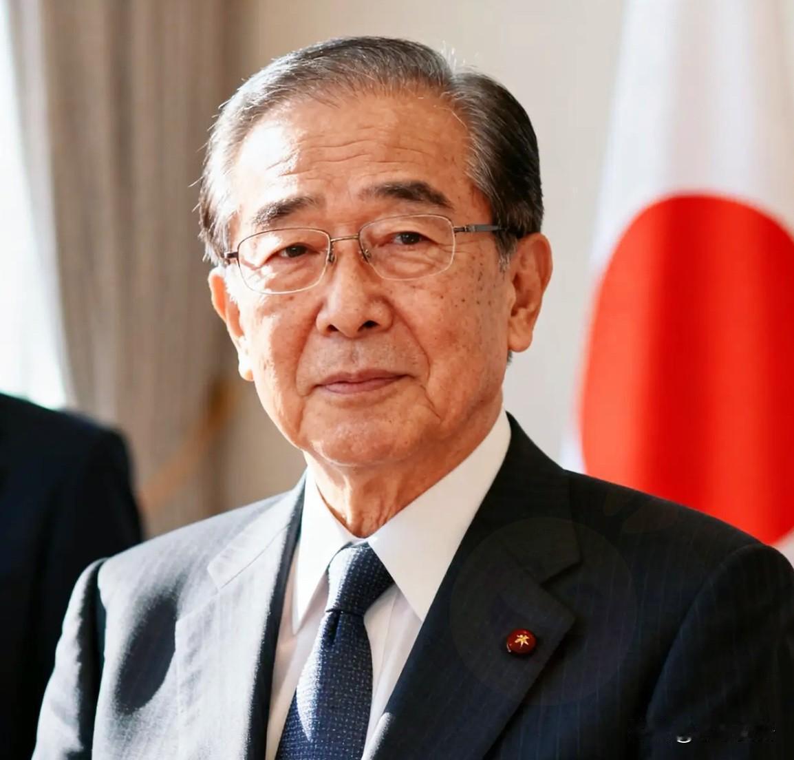 就在刚刚

日本前驻华大使垂秀夫，这几天接受了日本媒体的采访，他在采访中放狠话了