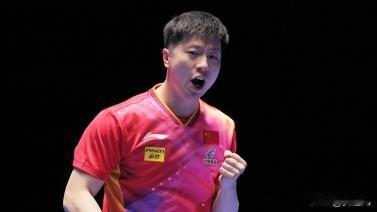 乒乓球单打世界杯：马龙4-2户上隼辅 晋级男单四强
北京时间4月19日，2024