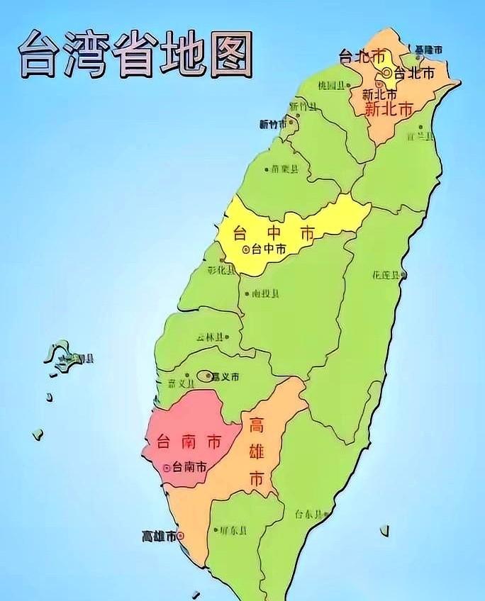 七月中旬，台军参谋部连熬两个大通宵，把一张标满红色海岸线的防御作业图，铺平在半间