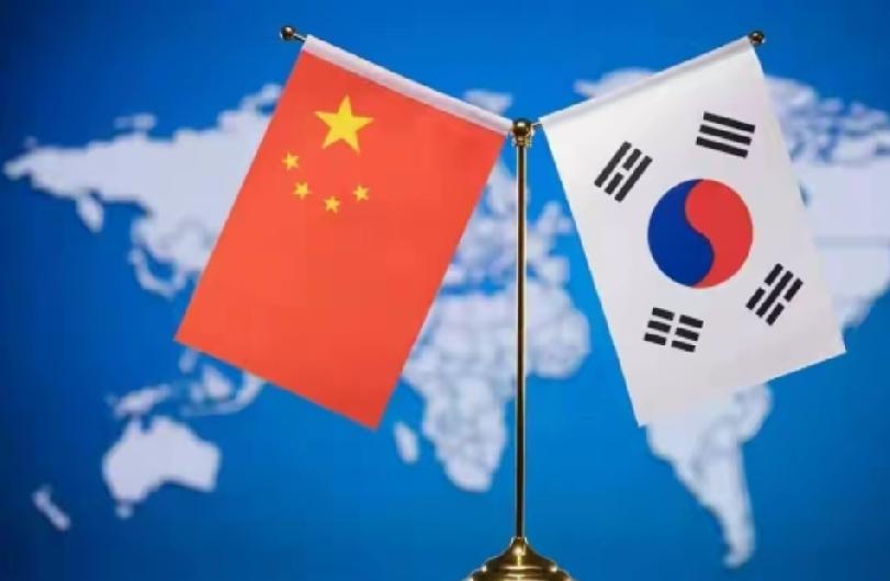 中韩关系正要回暖，为啥偏偏拦下两名韩国议员？
 
刷到这条新闻的时候，感觉挺矛盾