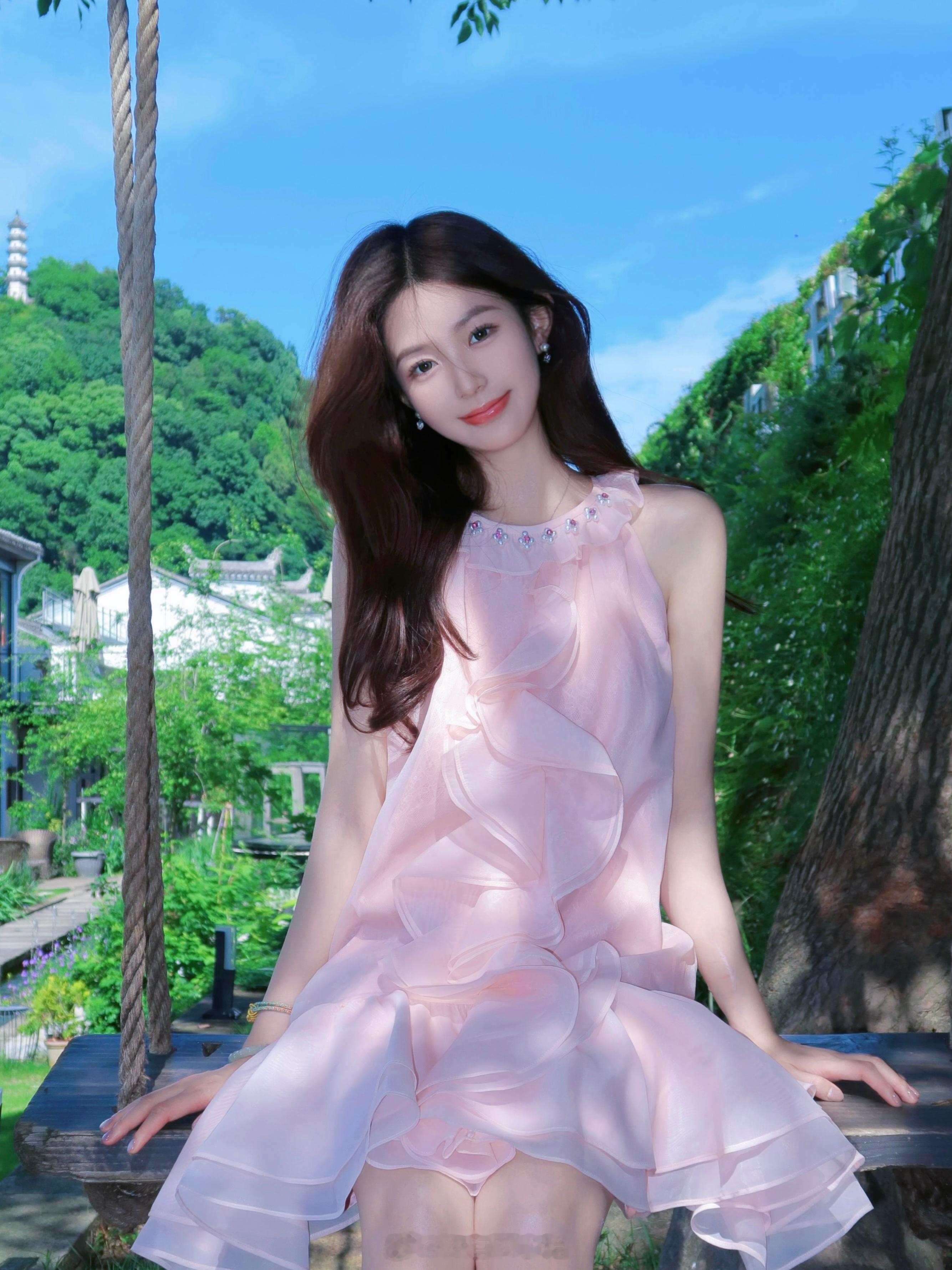 𝑬𝒂𝒓𝒍𝒚 𝒔𝒖𝒎𝒎𝒆𝒓 🕊️🌳 ​​​