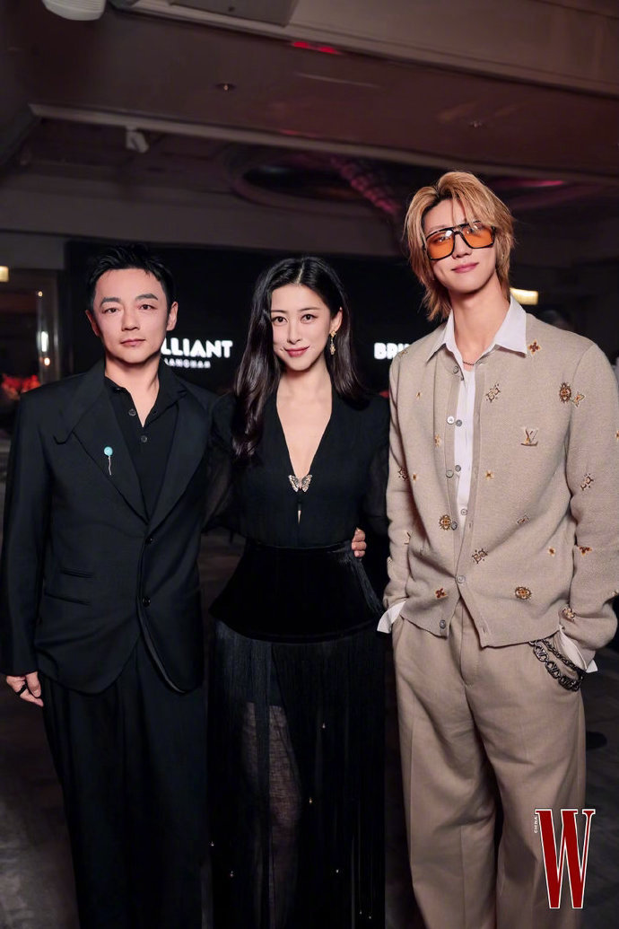 朱珠说现在不会去选18岁的角色朱珠谈中女演员的角色选择 朱珠在WART艺术晚高峰