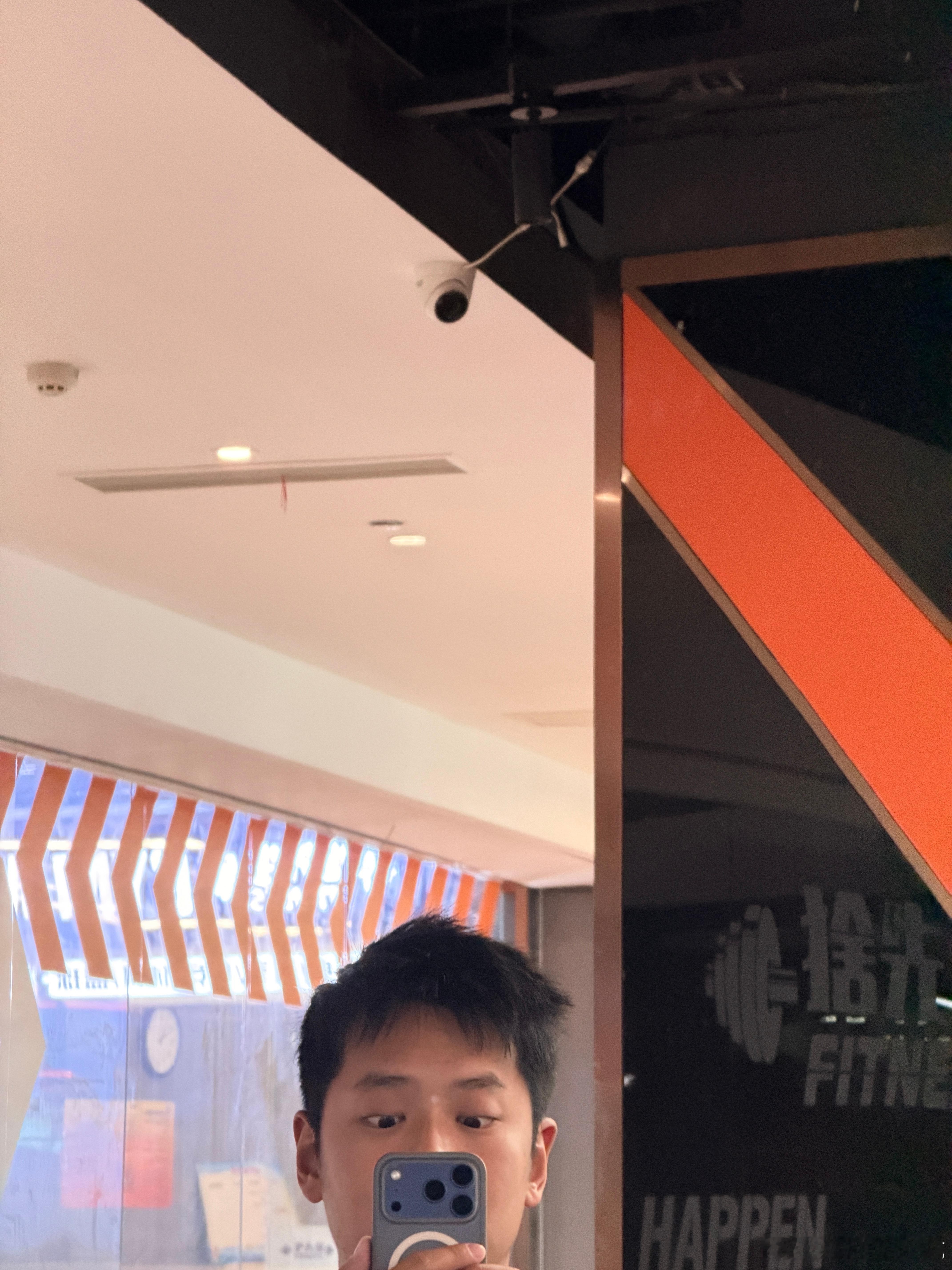 早上好兄弟们！戴戴早起了