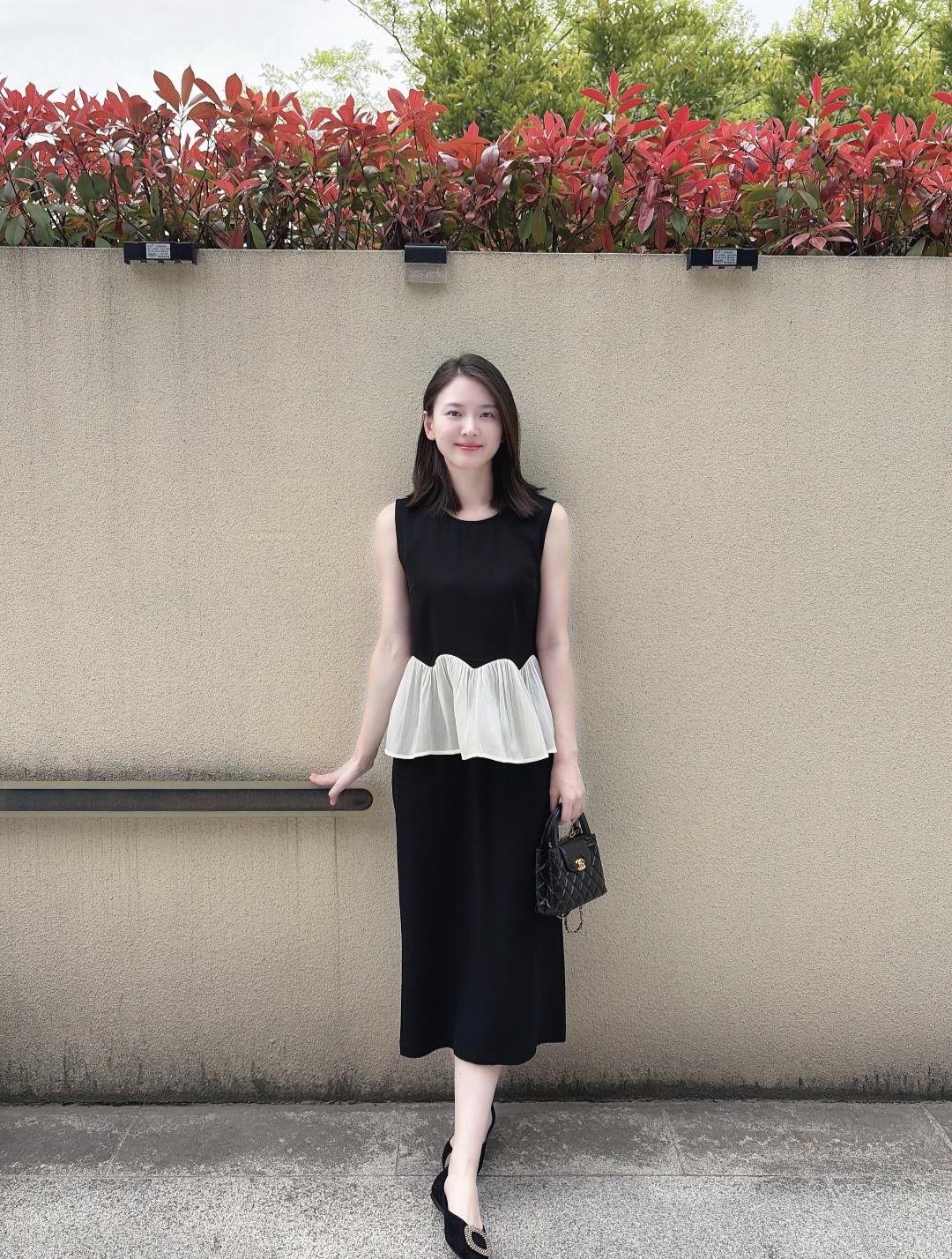 四十岁，是岁月酿的朗姆酒。
不慌张的底气，不妥协的柔软。
眼尾有故事，心里有山海