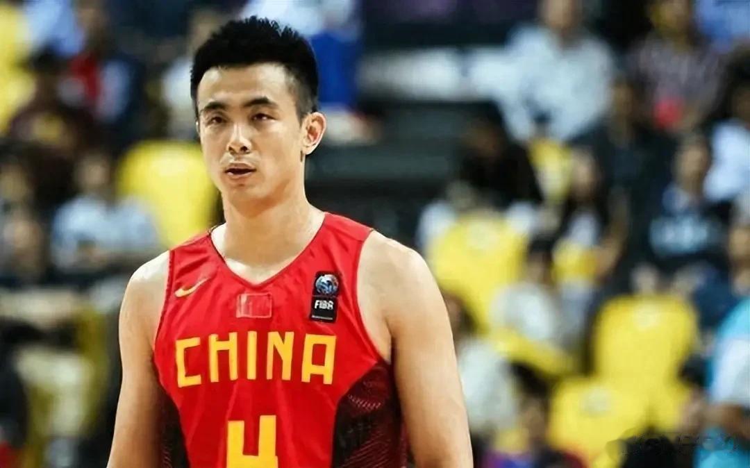 杭州亚运会，作为东道主的中国男篮，能不能夺得冠军？

●主教练——乔尔杰维奇。来