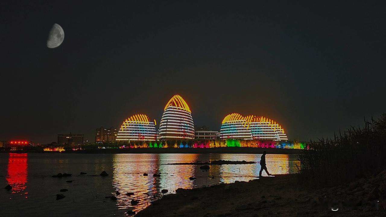 #你的家乡地标# 发几张你手机里你家乡的地标性建筑，并适当做些介绍吧。
  我这