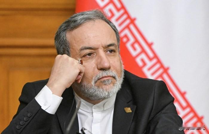 普京见伊朗外长交底：咱俩风雨同舟一条道走到黑！

·国际榜，据路透社消息，伊朗外