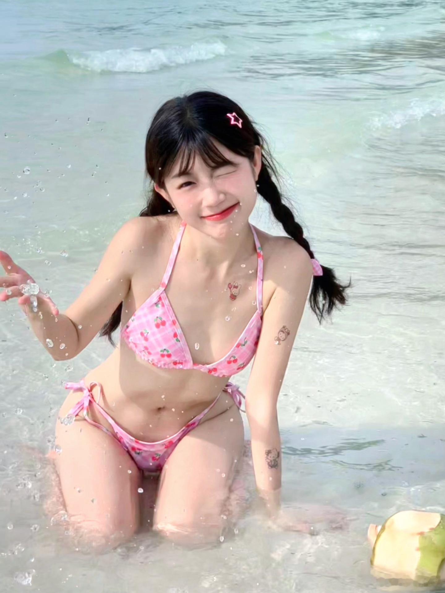 果冻海里的一颗水蜜桃～🍑 ​​​
