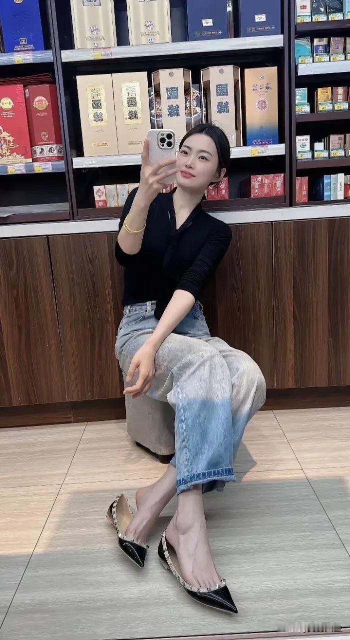 短暂的蓝天白云...