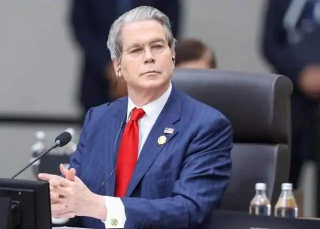 .东方大国宣布
东方大国于2025年11月5日宣布，11月10日才正式生效。在未