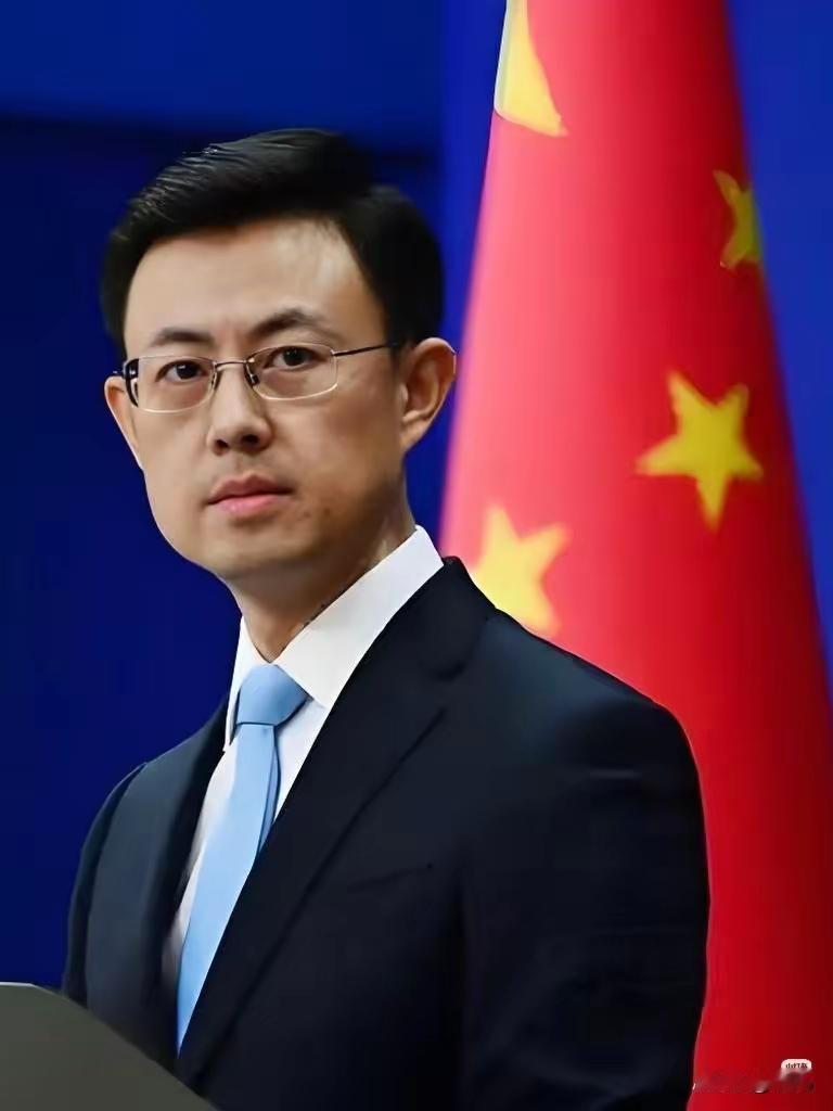 别光盯着美日台海那点事儿了，家里的隐患才是大头。咱们现在最缺的，是那种深入骨髓的