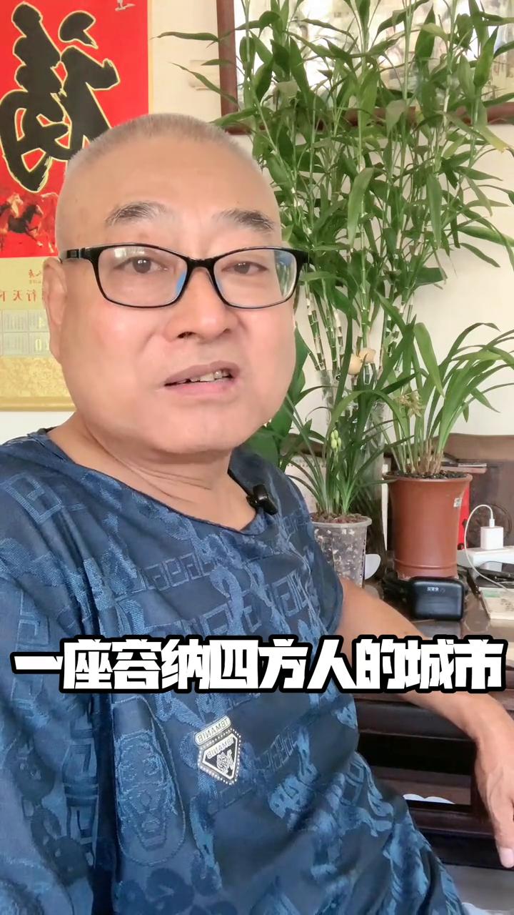 山歌万里首选深圳，根本不是普通演唱会。
很多的人只盯着山歌万里深圳的退票风波，却