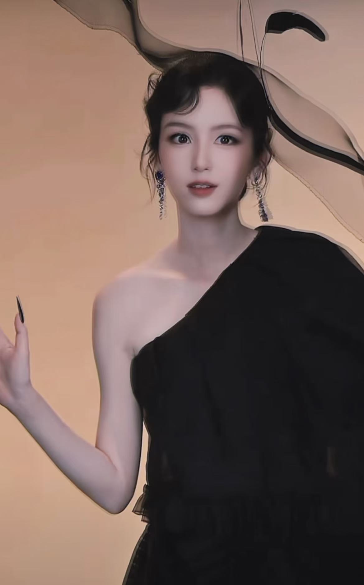 周也w盛典直播出场周也直播出场周也w盛典直播出场，好美。哇哦 ​​​