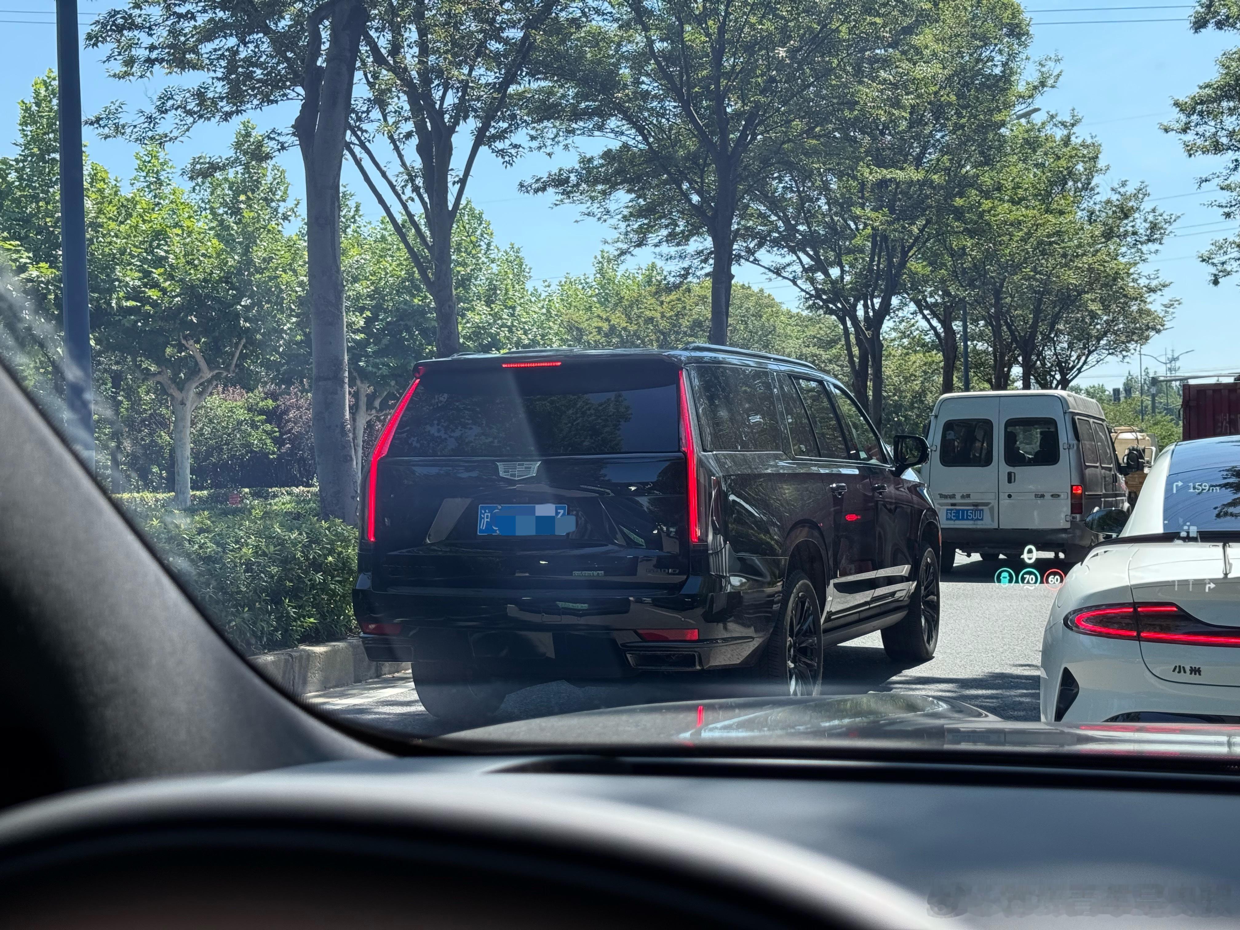 为什么他可以在二楼开车