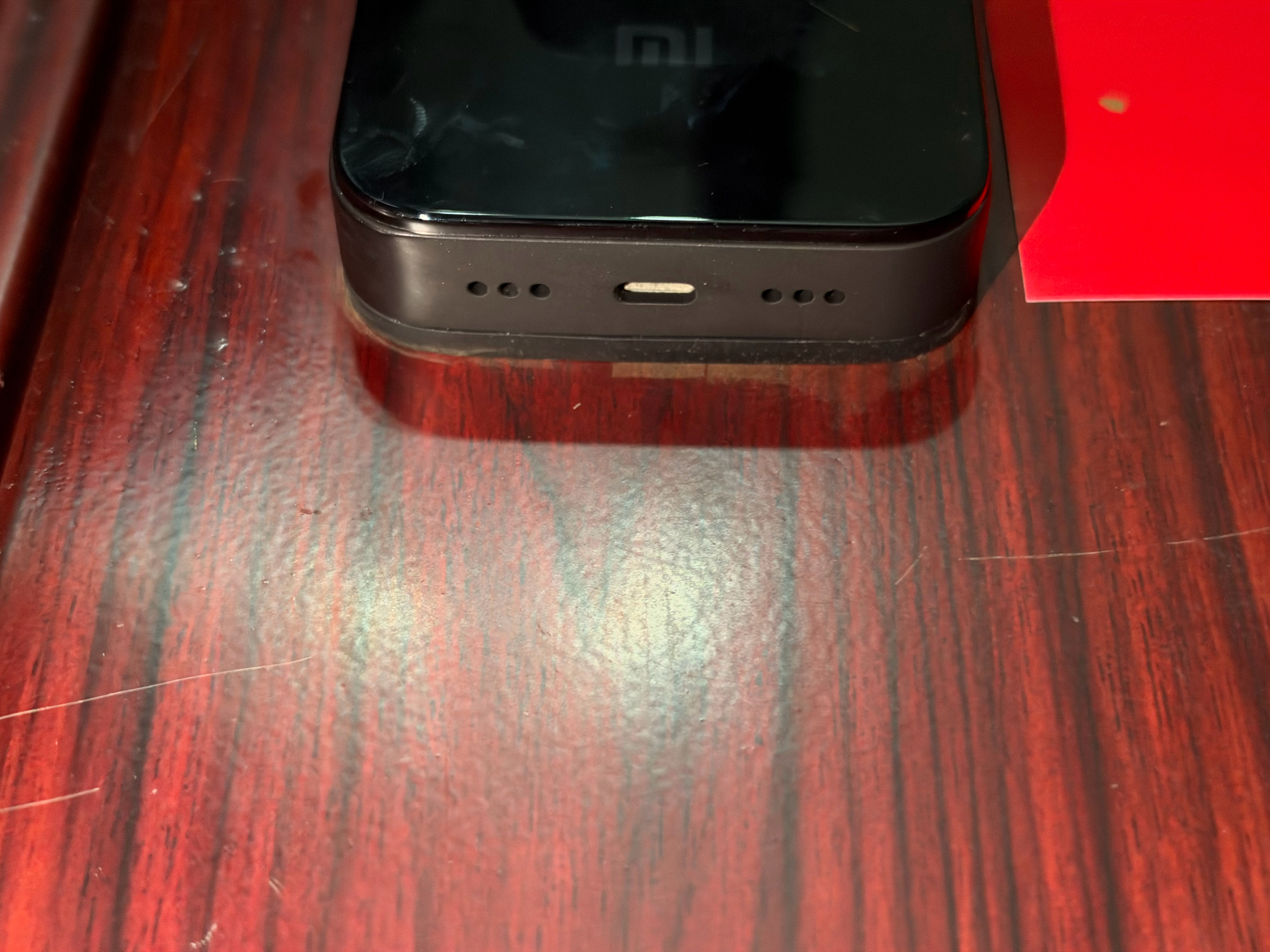 看驼老师微博，就是涨知识。比如智能门锁没电了，我不会再傻傻的交150元学费了，而