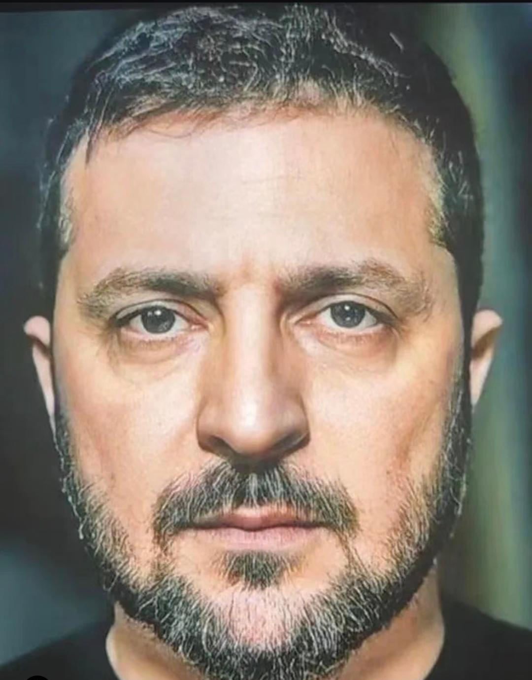 泽连斯基近期做了个决策，乍听之下，着实令人一头雾水。
3月20日，乌克兰总统正式