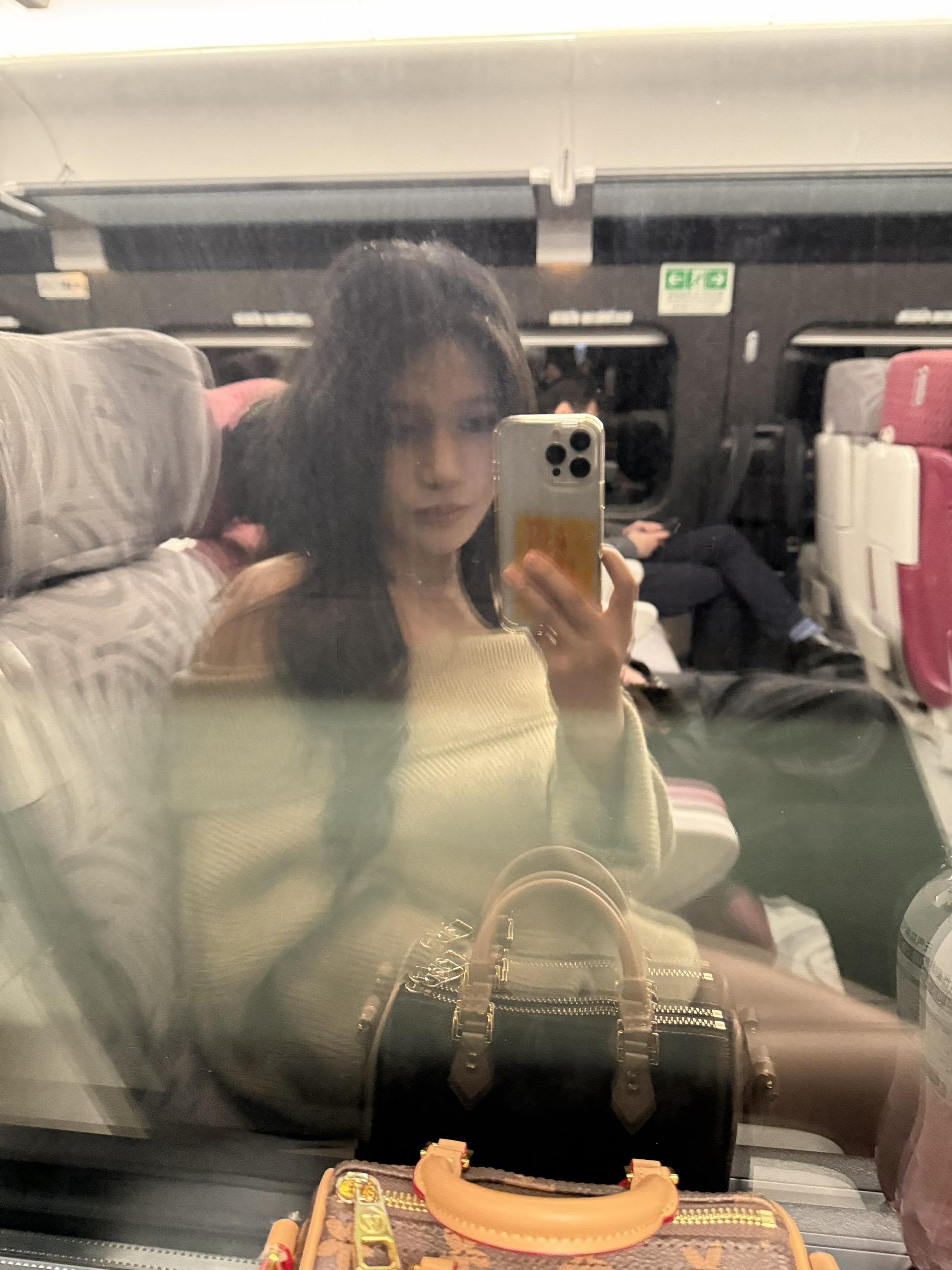 风吹哪页读哪页 哪页不懂撕哪页