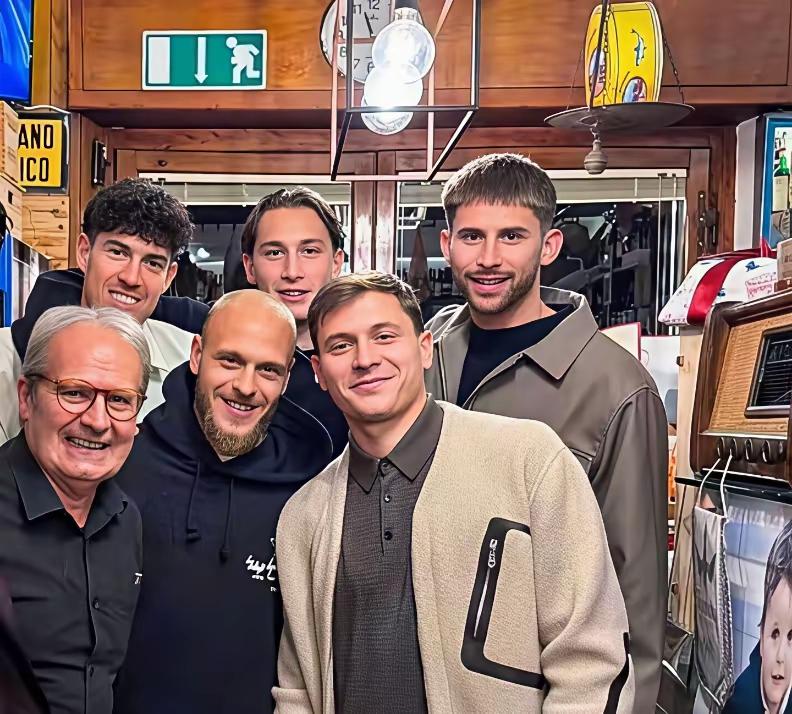 距离世界杯，意大利已经有了遥远的12年，现在国米担负着意大利人的又一届期望。压力