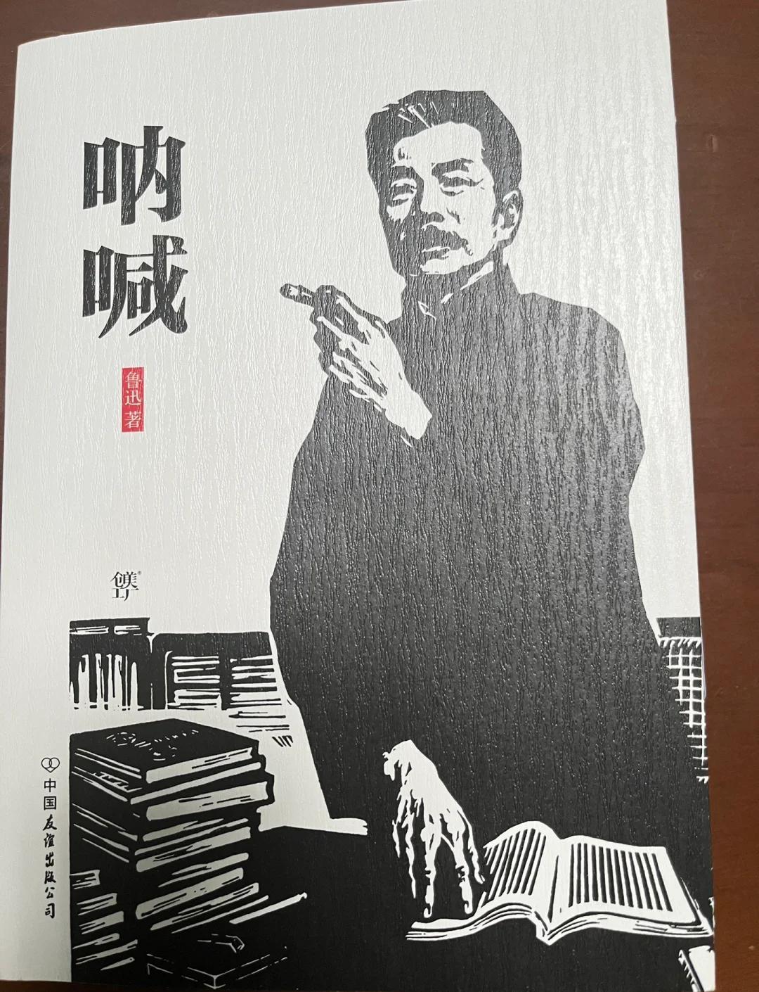 【好的文笔和差的文笔到底是什么样】
好的文笔里都是思绪。
差的文笔里都是情绪。