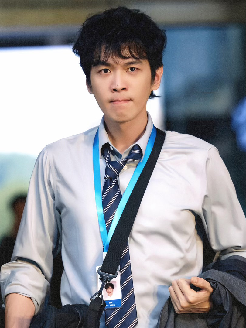 张若昀离开我谁来给你添堵《年会不能停2！》首映礼名场面频出，张若昀化身魔丸尽情胡