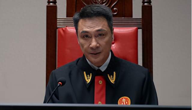 好家伙！吴镇宇《蝉》刚播就被五星刷屏，观众的好评理由出奇一致