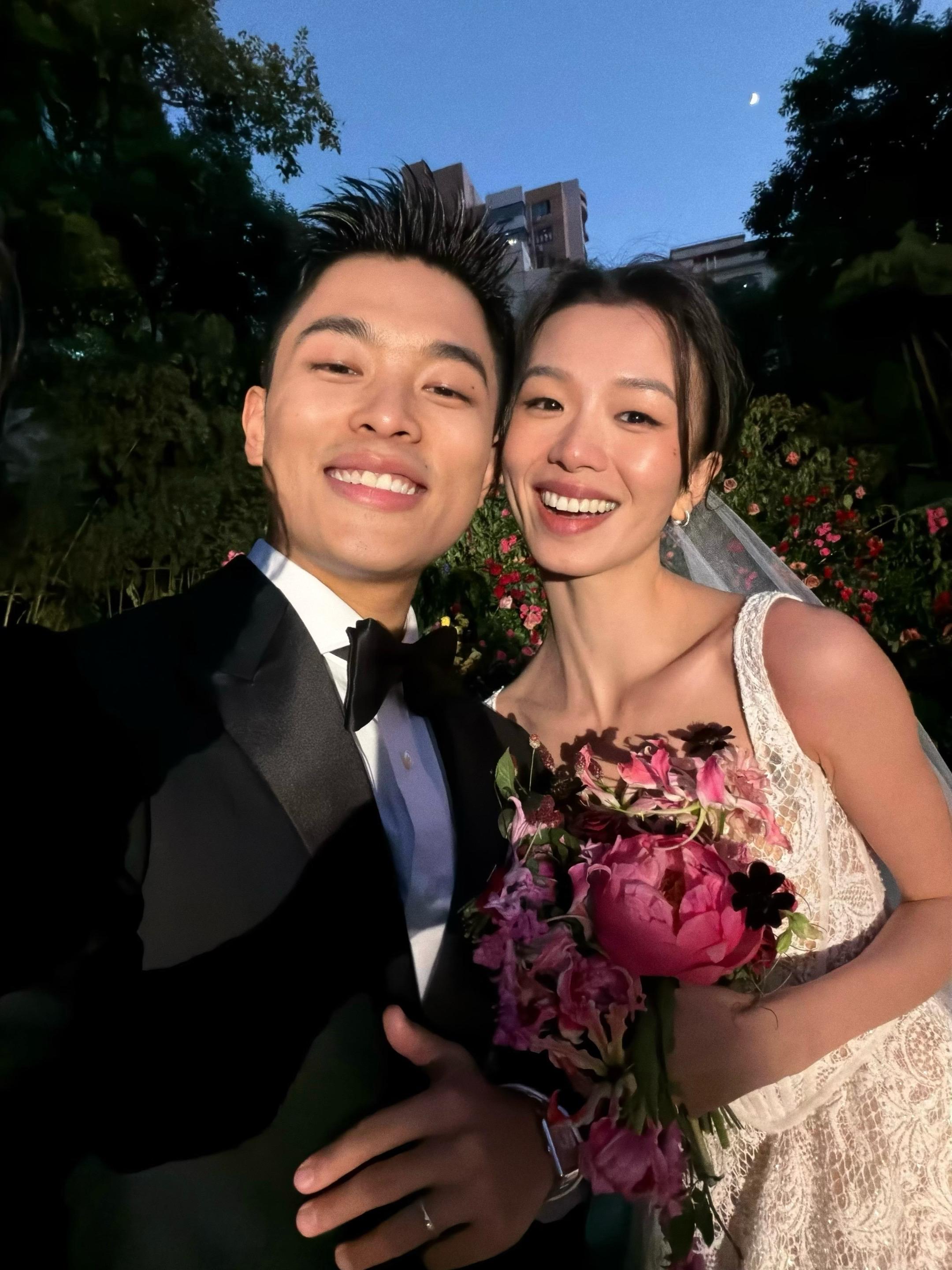十年后我们结婚啦 阳光微风 月色也温柔 完美的一天 只因为爱💖💖?...