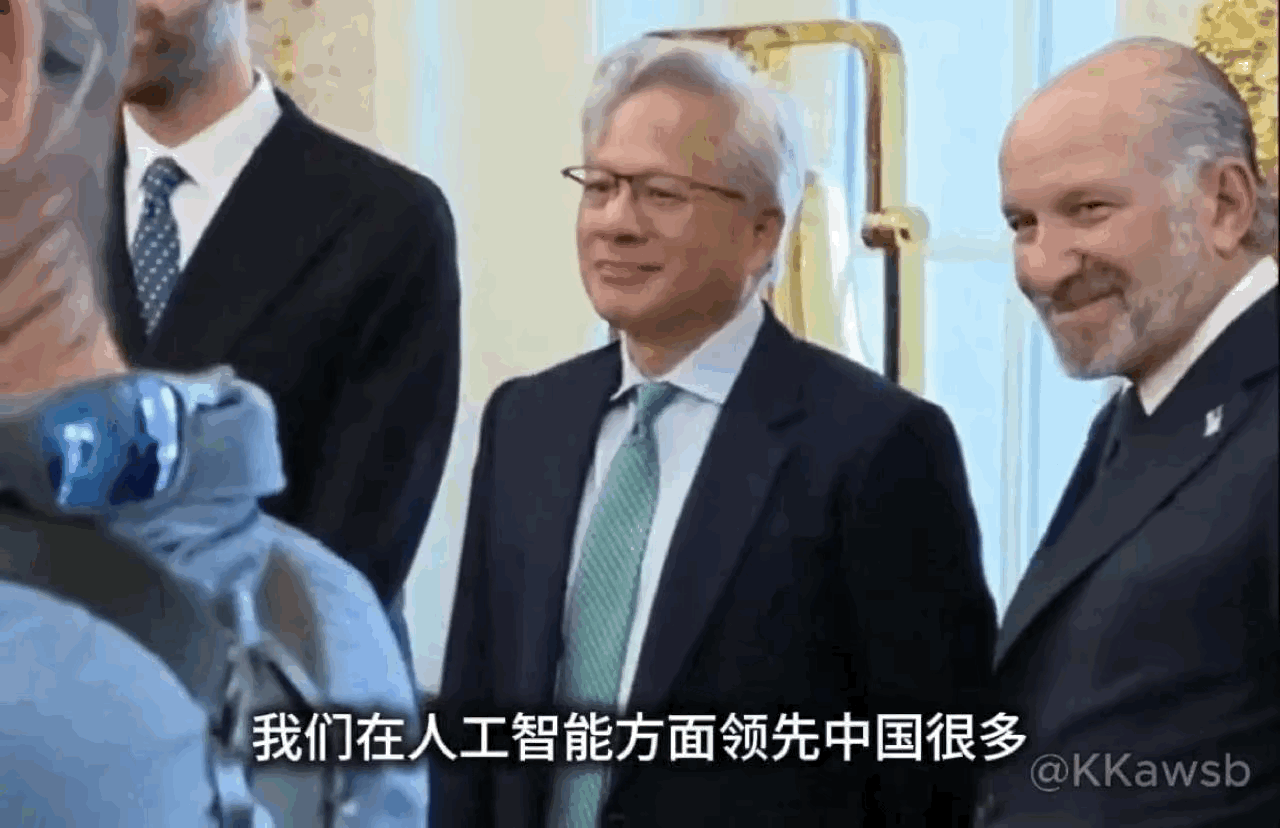 当川普高谈阔论之时，你们说说看此时此刻老黄心里在想啥？