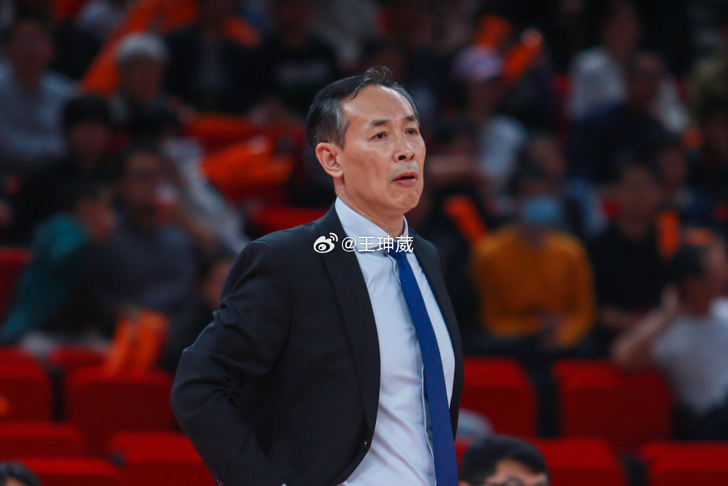 北京男篮主帅赛后暴怒 许指导赛后的愤怒，表现出北京队在休赛期重磅引援之后，对成绩