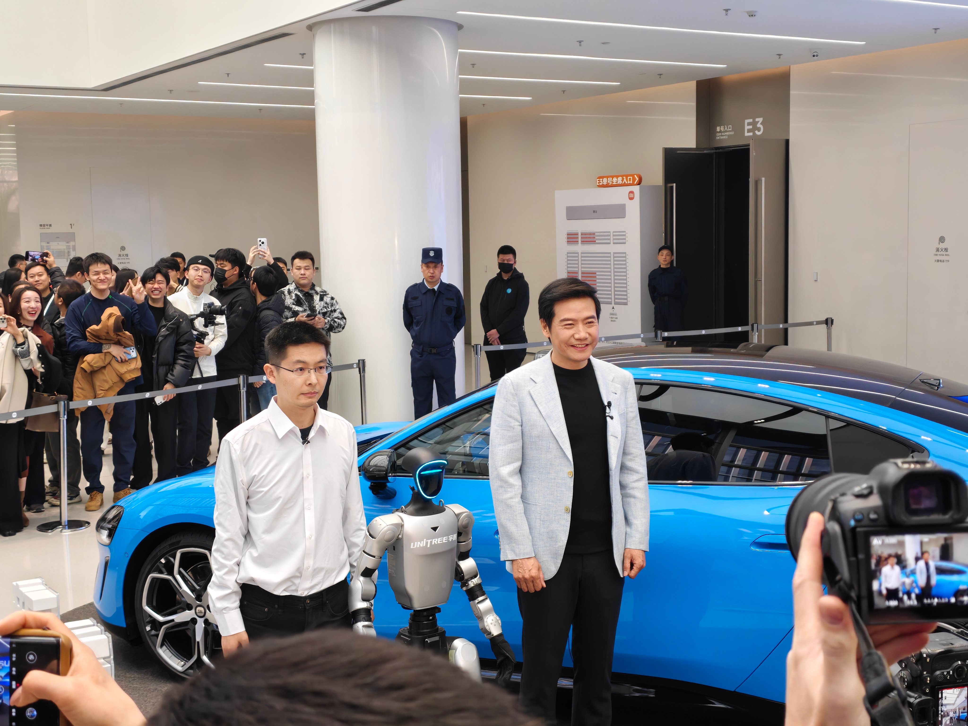 发布会前雷总在这里，有多少人错过了雷军新一代su7小米汽车付卷卷雷军