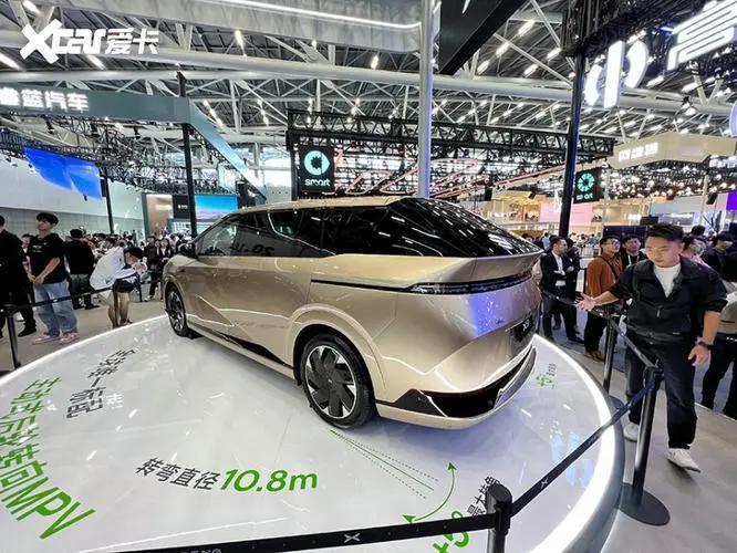 小鹏X9有很多优点 但没必要纠缠于“后轮转向”。近日，小鹏汽车发布信息称，“我们
