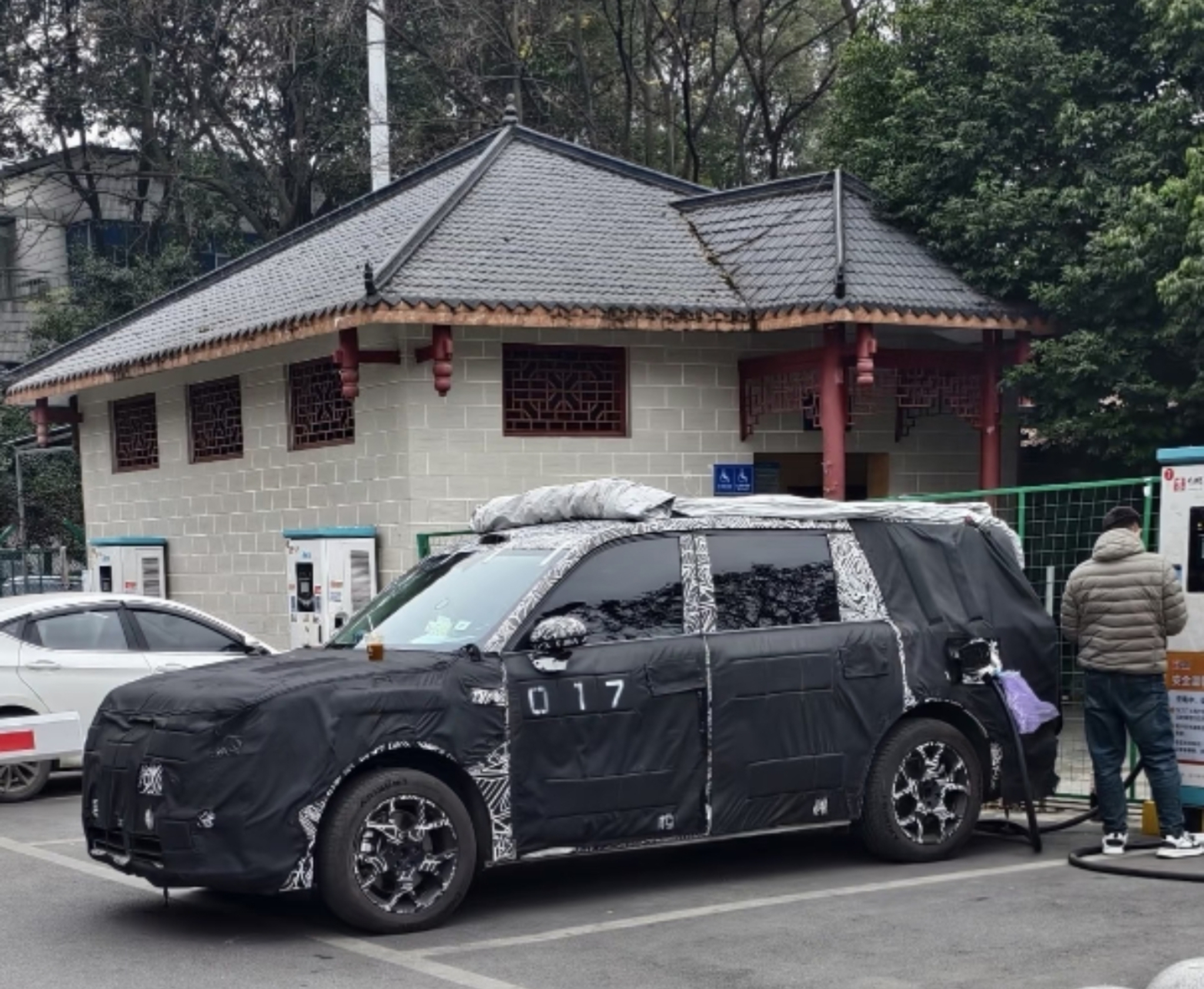 小米YU9 的屁股给到大家了。 