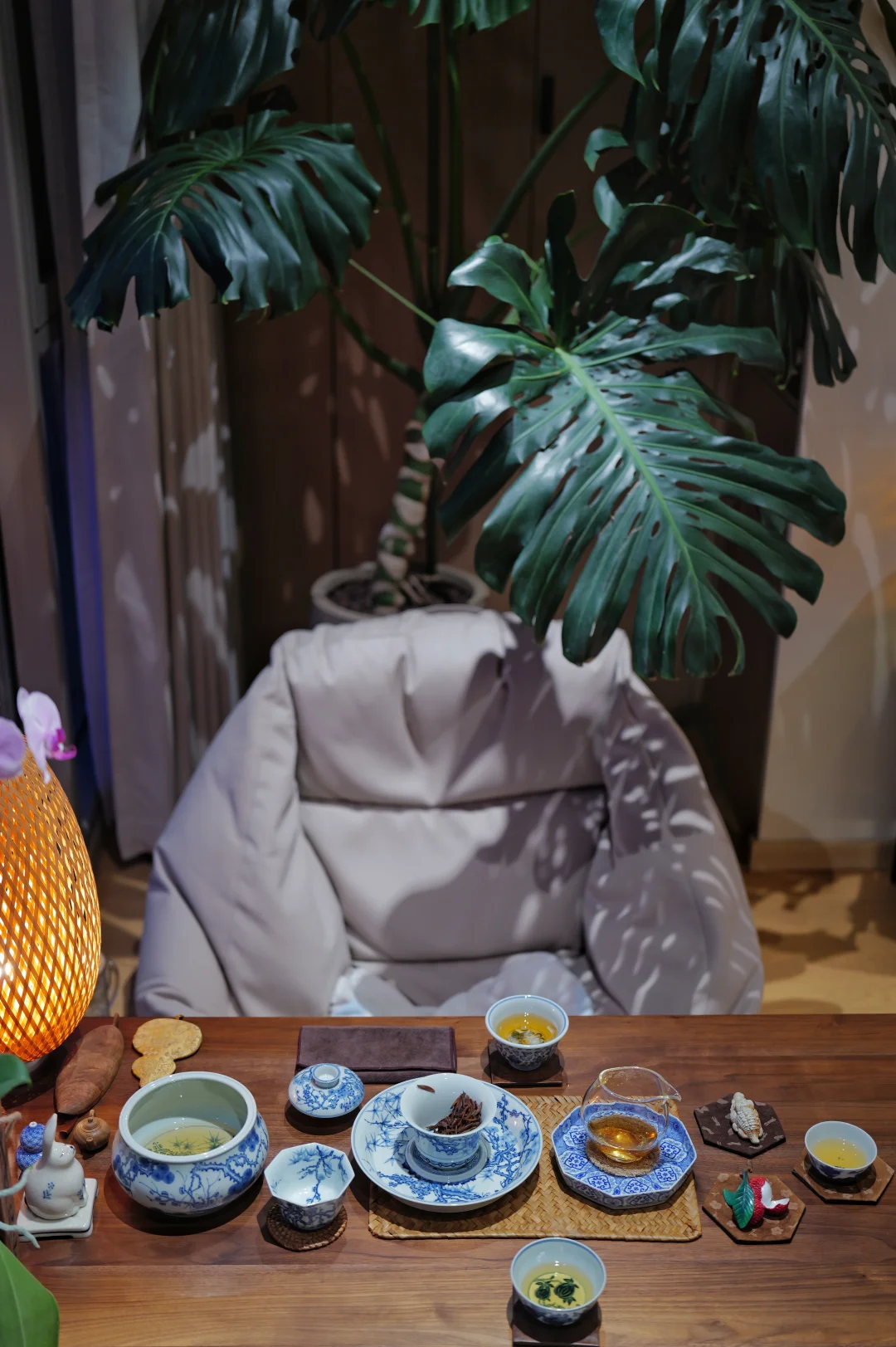 得闲饮茶｜夜晚宅家与松竹梅共度温柔时光