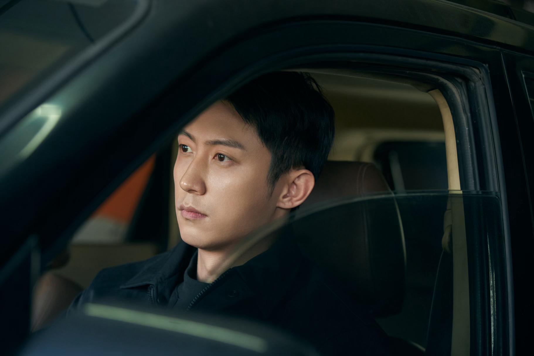 《罚罪2》第12集，黑白双方都有过了河的卒子开始长驱直入，深入对方腹地！而在交战